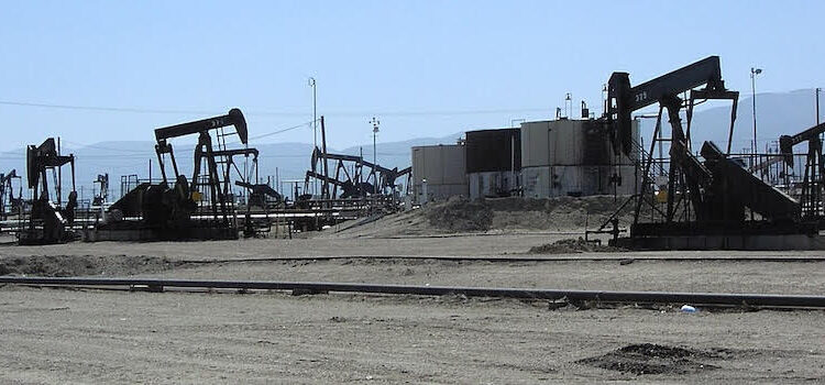 Big Energy Should Pay For Its Own Messes Big Energy Should Pay For Its Own Messes